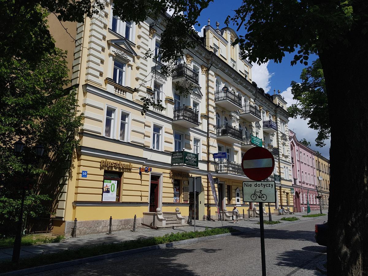 Apartamenty Sienkiewicza10 Łomża Екстериор снимка