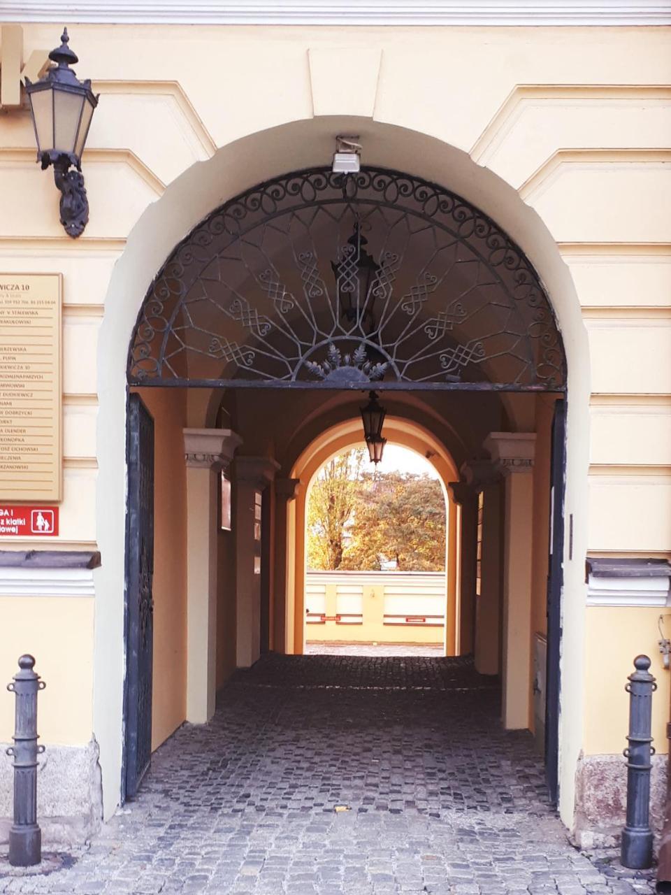 Apartamenty Sienkiewicza10 Łomża Екстериор снимка