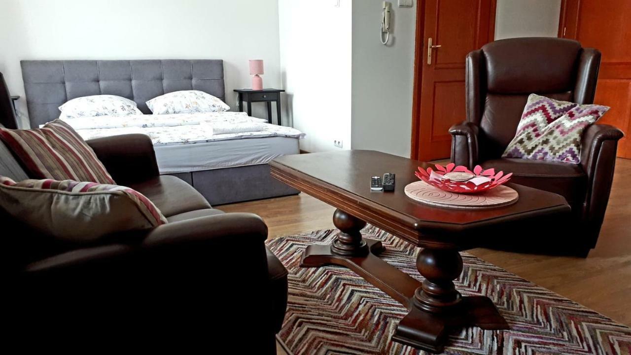 Apartamenty Sienkiewicza10 Łomża Екстериор снимка